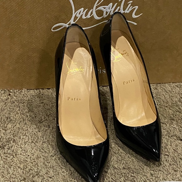 Louboutin - Picture 4 of 4